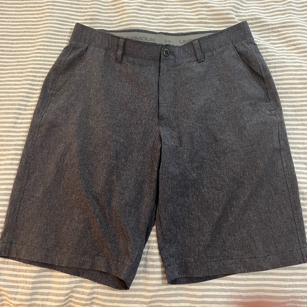 Under Armour Mens Golf Shorts Size 34